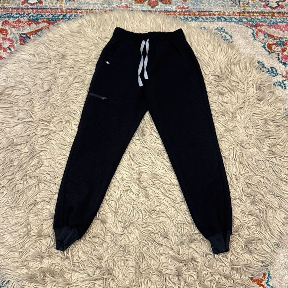 Figs scrub bottoms size XXS P black